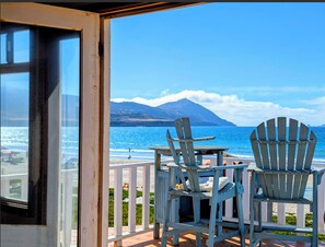 Property grounds - Elegant Beachfront Family Oasis (Ensenada)