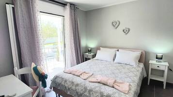 1 chambre, fer et planche Ă repasser, Wi-Fi, draps fournis