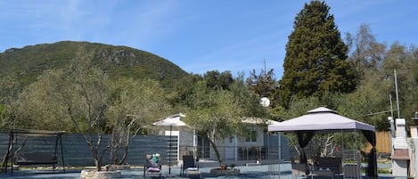 Udendørs pool
