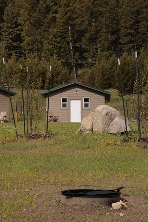Exterior - Cabin Fever Village. (Butte)