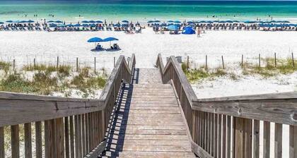 Watercolor House: Beach Access, & Family Fun!