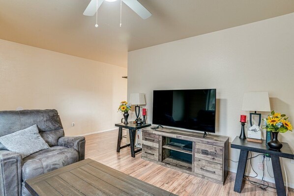 Smart TV, DVD player - Walk to Downtown Prescott: Home w/ Fenced Yard! (Prescott)