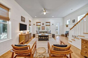 TV, offices - Luxury Watercolor House: Beach Access & Golf Cart (Santa Rosa Beach)