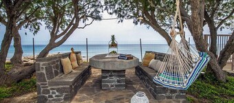 Seafront 2 bedroom villa