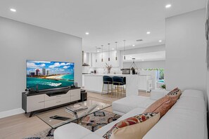 Smart TV, DVD player, monitores de computador, impressoras