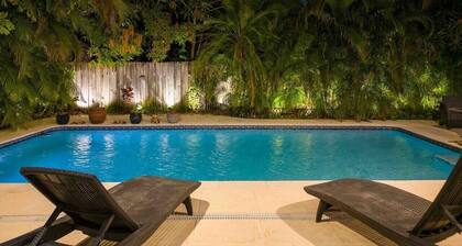 Casa la Miami, Centrally Located w/ Pool & Gym