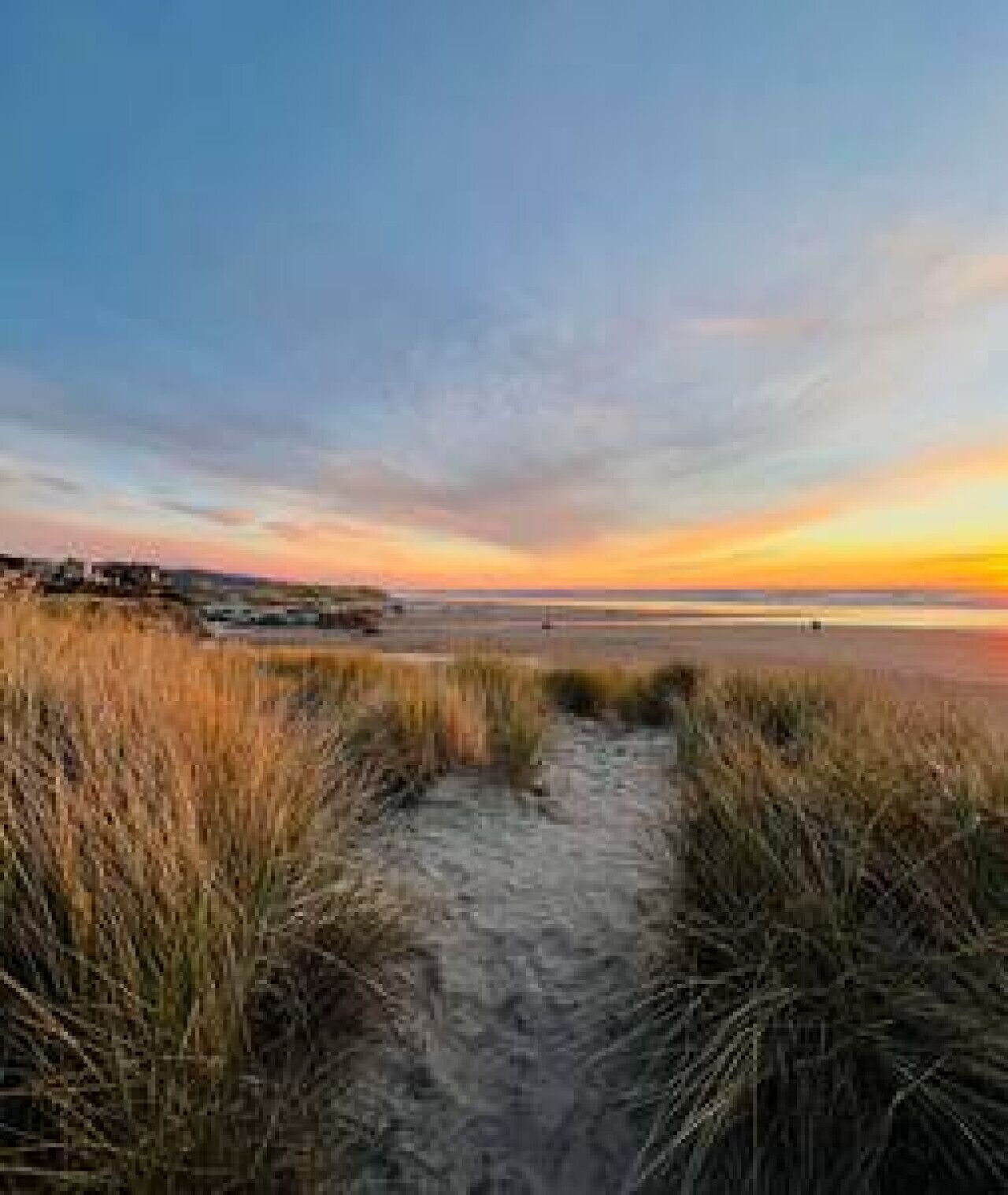 Nær stranden