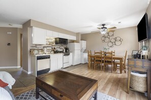 Condo, Multiple Beds, Patio, Garden View | Interior