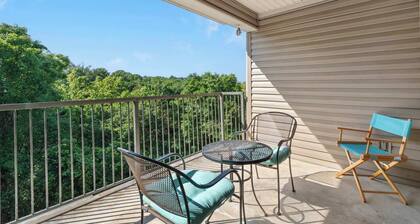 Holiday Hills Getaway - Branson - Golf Resort - Outdoor Pools