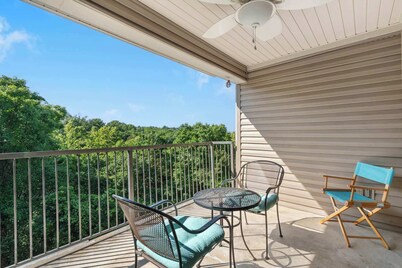 布蘭森假日山莊高爾夫度假村戶外泳池