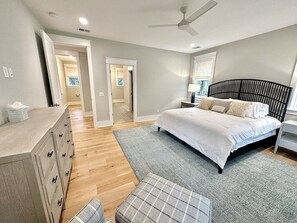4 Schlafzimmer, Schreibtisch, Bügeleisen/Bügelbrett, kostenloses WLAN