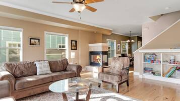 TV, fireplace, Netflix, streaming services