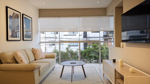 [B Home] Modern 2BR at Miraflores