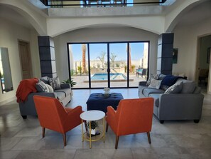TV - 2023 My Beach House (Puerto Peñasco)