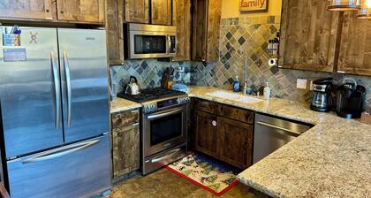 Kirkwood Mountainside Cabin, Deck with Views, Walk to Lifts!