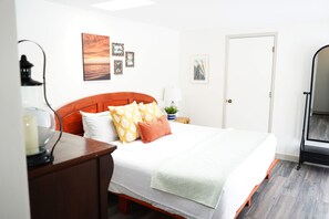 2 Schlafzimmer, Bügeleisen/Bügelbrett, WLAN, Bettwäsche