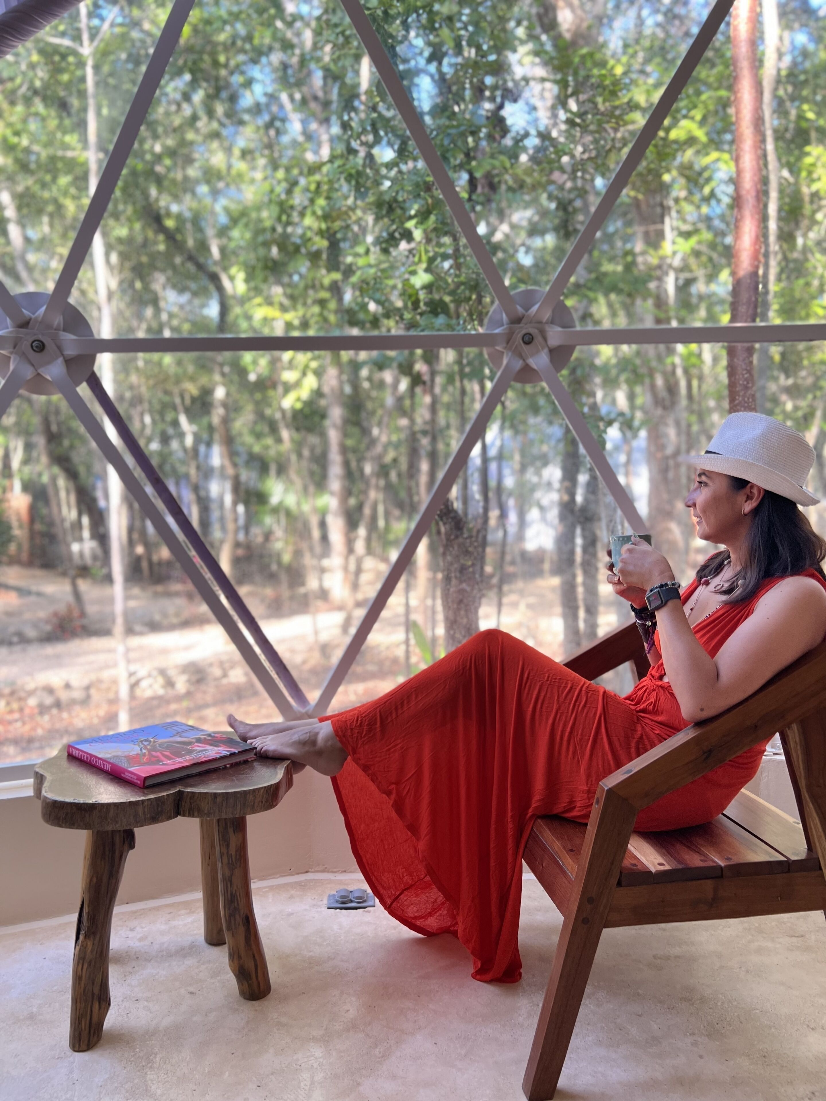 Signature Room | Desk, iron/ironing board, free WiFi, bed sheets