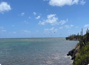 Beach - 2 air-conditioned bedrooms, 5 mins walk from the beach, wifi , jacuzzi , garden  (Le Vauclin)