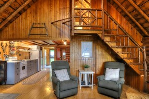 Interior - 10 Haines Landing - We love this classic cabin! Pet friendly and gorgeous views!! (Oquossoc)