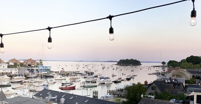 Simply perfect home for Maine adventure; equally close to the harbor & the lake
