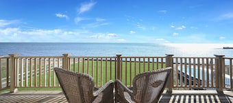 Waterfront house next to Bellport golf course