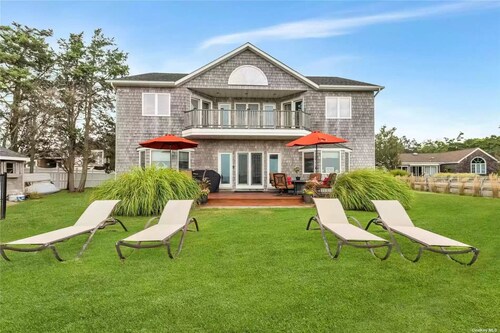 Waterfront house next to Bellport golf course