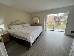 4 bedrooms, WiFi, bed sheets
