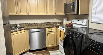 4 bed-3 baths, central location