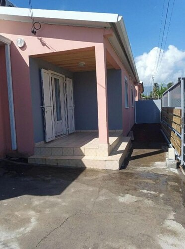 HOUSE FOR RENT IN ST ANDRE DE LA REUNION