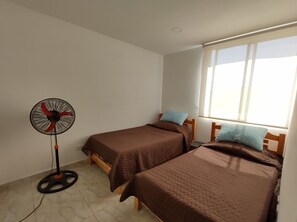 3 多间卧室、办公桌、熨斗/熨衣板、免费 WiFi