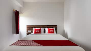 Desk, laptop workspace, free WiFi, bed sheets