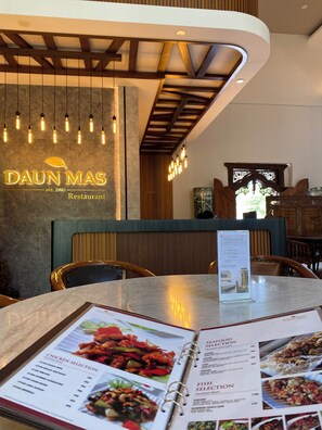 Restaurant - Front One Resort Indraloka Temanggung (Temanggung)