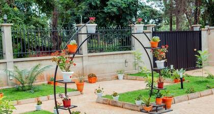 Stunning 2-Bed Apartment in Moshi Town