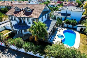 Exterior - Villa - Sleeps 10 - Parking - Private Pool (Dalyan)