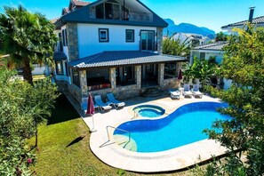 Indoor pool - Villa - Sleeps 10 - Parking - Private Pool (Dalyan)