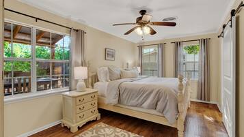 3 bedrooms, iron/ironing board, travel cot, free WiFi