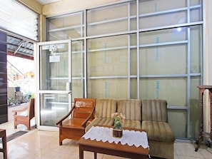 Reception - Hotel O Meilias (Cilacap)