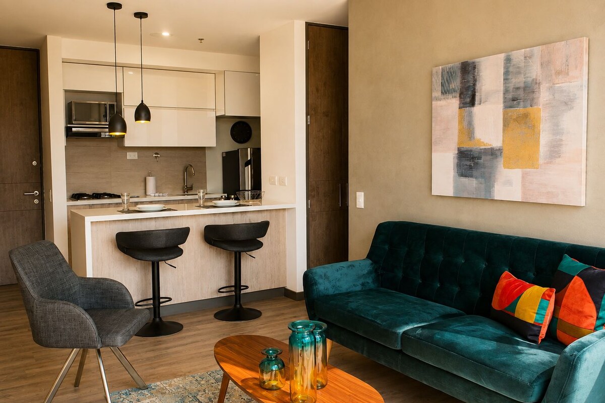 Appartement, 2 slaapkamers (1404) | Woonruimte | Een 50-inch smart-tv met kabelzenders en televisie