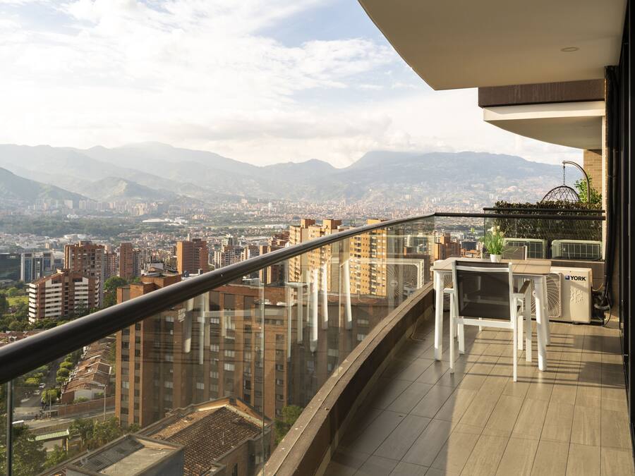 Apartment, 2 Bedrooms (1403) | Balcony view