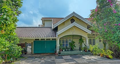 OYO Life 91984 Taufik Kost Syariah