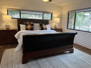 4 habitaciones, escritorio, tabla de planchar con plancha y wifi gratis 