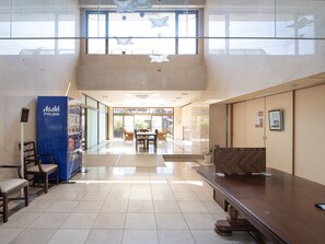 Lobby - Chateraise Lodge Kasugai (Fuefuki)