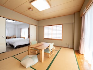 Traditional Quadruple Room | Down comforters, desk, laptop workspace, blackout drapes - Chateraise Lodge Kasugai (Fuefuki)