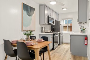Fridge, microwave, oven, stovetop - Inviting 2BD/1BA - Short Stroll to Beach & Dining (Long Beach)