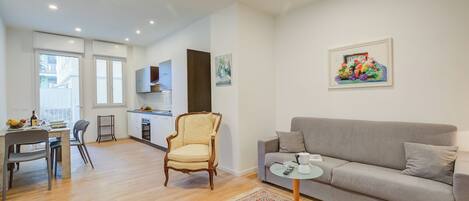 21-inch flat-screen TV with cable channels