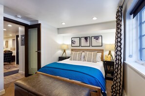 1 bedroom, free WiFi, bed sheets - Incredible Access to Aspen Mtn, Dining, Shops & Nightlife. W/D, Gas FP, Pool, Hot Tub, Parking (Aspen)