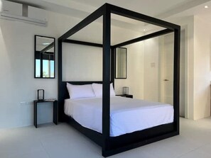 1 bedroom, premium bedding, iron/ironing board, free WiFi