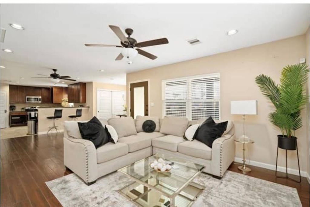 The Heart of Houston getaway!