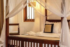 Deluxe Double or Twin Room | In-room safe, individually decorated, individually furnished - Serenity Boutique Unawatuna (Unawatuna)