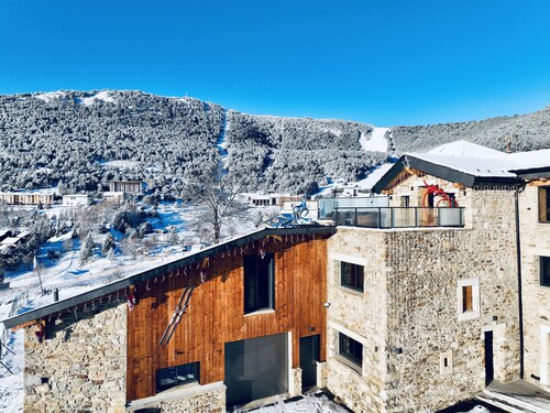 Le Refuge Cal Chalon ***** chalet in the heart of the village - its breathtaking view